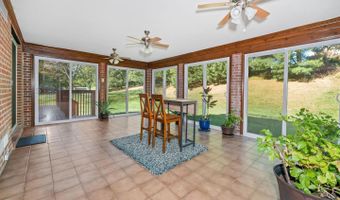 253 PEOPLES Way, Hockessin, DE 19707