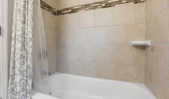 953 Watch Creek Dr, Anderson Twp., OH 45230