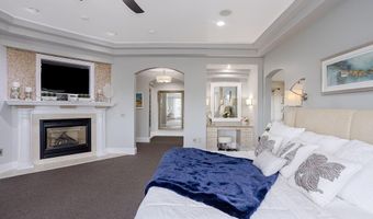 126 Cliff Dr, Narragansett, RI 02882