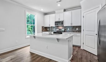 5009 Dezola St, Apex, NC 27539