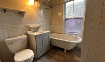 16 Walter St, Bangor, ME 04401