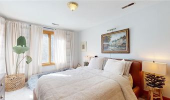 118 Carrs Trl, Coventry, RI 02827
