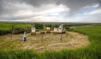 390 Hayrake Ln, Bozeman, MT 59715
