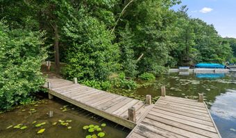 1765 Fairview Dr, Allegan, MI 49010