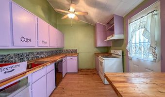 206 W Ave B, Alpine, TX 79830