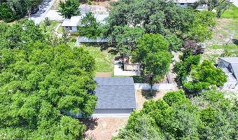 921 W Winifred St, Avon Park, FL 33825