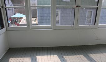 27 Trinity Pl, Amsterdam, NY 12010