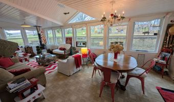 68948 Troublesome Creek Rd, Atlantic, IA 50022