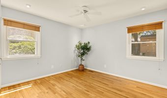 8407 GEORGIAN Way, Annandale, VA 22003