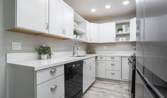 4242 Loma Riviera, San Diego, CA 92110