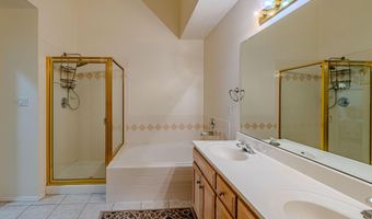 6715 PLATT Pl NW, Albuquerque, NM 87114