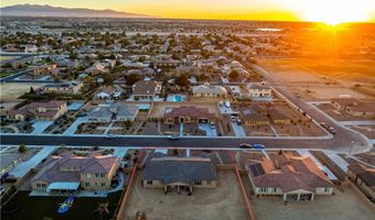 12961 Davona Dl, Apple Valley, CA 92308
