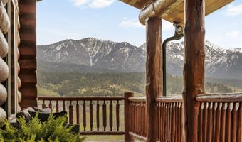 244 BLACK MOUNTAIN Ln, Alpine, WY 83128