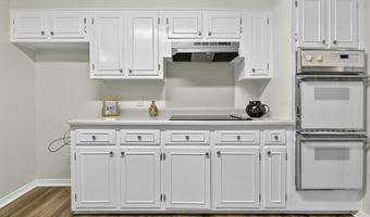 2560 Old Bay Rd, Biloxi, MS 39531