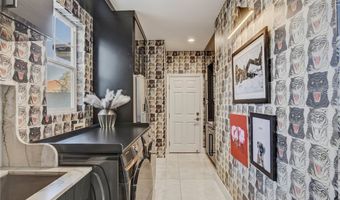 10736 Penhurst Way, Las Vegas, NV 89135