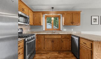 14366 Europa Ave, Apple Valley, MN 55124