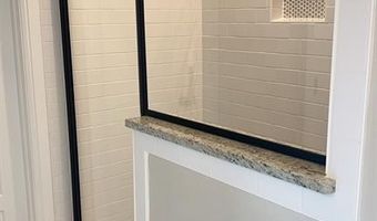 210 Navajo Trl, Alvarado, TX 76009