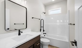 4051 SADDLEBACK Ln, Cheyenne, WY 82001