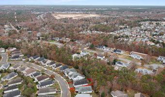 24 Pond View Cir, Barnegat, NJ 08005