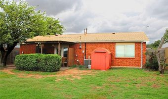900 Hairston St, Altus, OK 73521