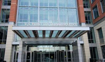 973 POWHATAN St, Alexandria, VA 22314