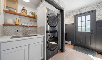 149 Crawford Rd, Chester, NH 03036