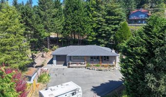 929 OLD COUNTY Rd, Brookings, OR 97415