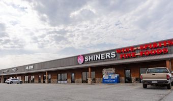 3100 S Elliott Ave, Aurora, MO 65605