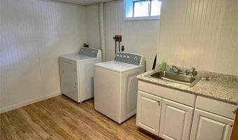 30 Althea Dr, Cranston, RI 02920