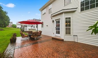 614 Whispering Willows Ct, Ballwin, MO 63021