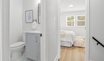 38 HERITAGE Ct, Annapolis, MD 21401