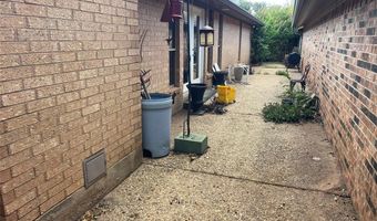 10 Surrey Sq, Abilene, TX 79606