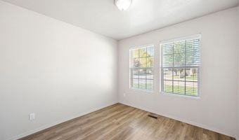 5692 S Moon Land Ave, Boise, ID 83709