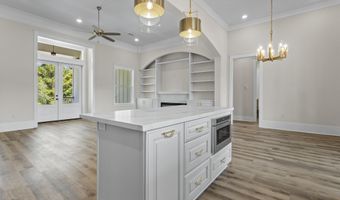100 Blue Ridge Ct, Bay St. Louis, MS 39520