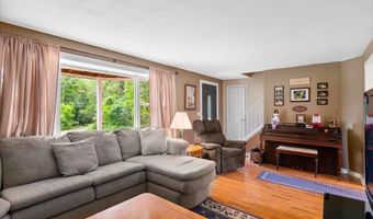 170 Brambley Ln, Bennington, VT 05201
