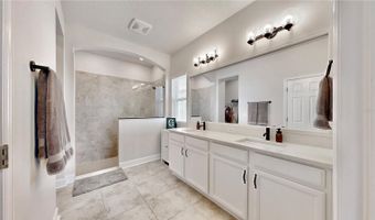 5645 DEL CORONADO Dr, Apollo Beach, FL 33572