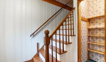 218 Breezy Hill Rd, Barton, VT 05822