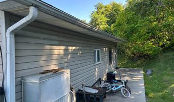 54 Church St, Anmoore, WV 26301