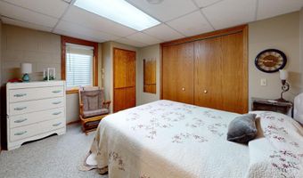 918 S 1st St, Albion, NE 68620