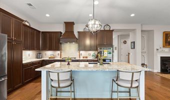 117 MALLARD Dr, Lake Frederick, VA 22630