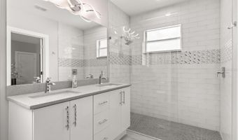 808 EDGEWATER Dr, Orlando, FL 32804