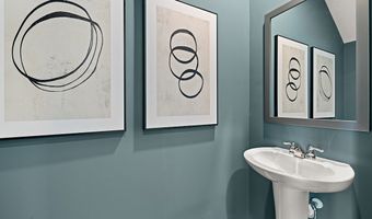 5989 SKYLAR Dr, Atlanta, GA 30336