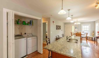 28 Palmetto Ln, Laconia, NH 03246