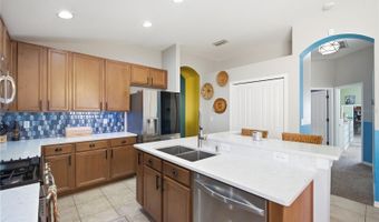 6808 CAMBRIDGE PARK Dr, Apollo Beach, FL 33572