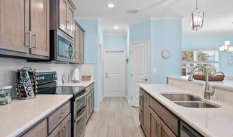 1074 S BAY St, Aransas Pass, TX 78336