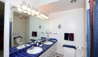 6900 HEATHERHILL Rd, Bethesda, MD 20817