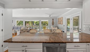 31 Horsemint Trl, Bald Head Island, NC 28461