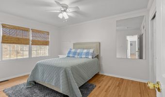 8 TAMAR Ct, Bear, DE 19701