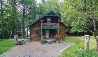 123 Richards Ln, Abbot, ME 04406