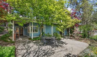 602 Ashland St, Ashland, OR 97520